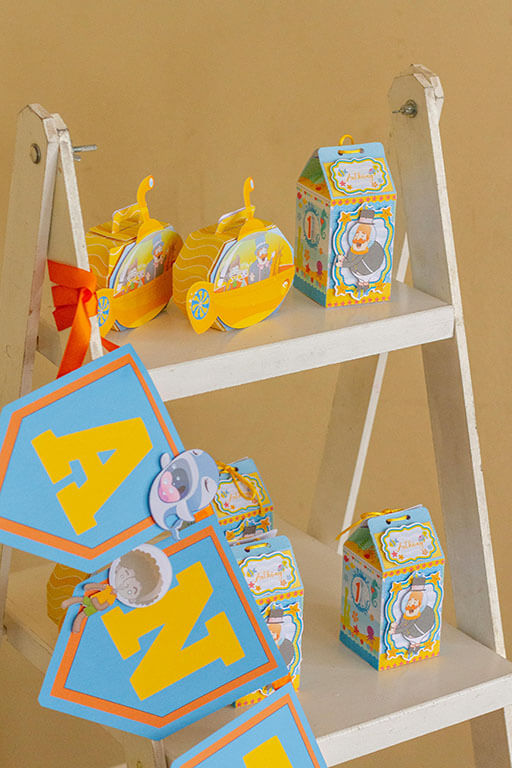 ladder shelf